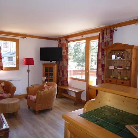 Confortable Au Centre De Pralognan-la-vanoise, Proche Telepherique Et Commerces - Fr-1-464-107 * Pralognan-la-Vanoise