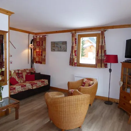 Confortable Au Centre De Pralognan-la-vanoise, Proche Telepherique Et Commerces - Fr-1-464-107 *