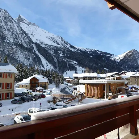 Confortable Au Centre De Pralognan-la-vanoise, Proche Telepherique Et Commerces - Fr-1-464-107 Apartment *