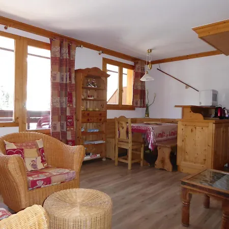 Apartment Confortable Au Centre De Pralognan-la-vanoise, Proche Telepherique Et Commerces - Fr-1-464-107 Pralognan-la-Vanoise