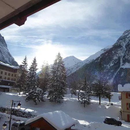 Apartment Confortable Au Centre De Pralognan-la-vanoise, Proche Telepherique Et Commerces - Fr-1-464-107 Pralognan-la-Vanoise