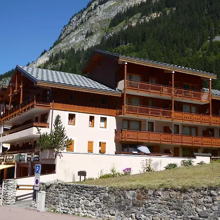 Apartment Confortable Au Centre De Pralognan-la-vanoise, Proche Telepherique Et Commerces - Fr-1-464-107 *